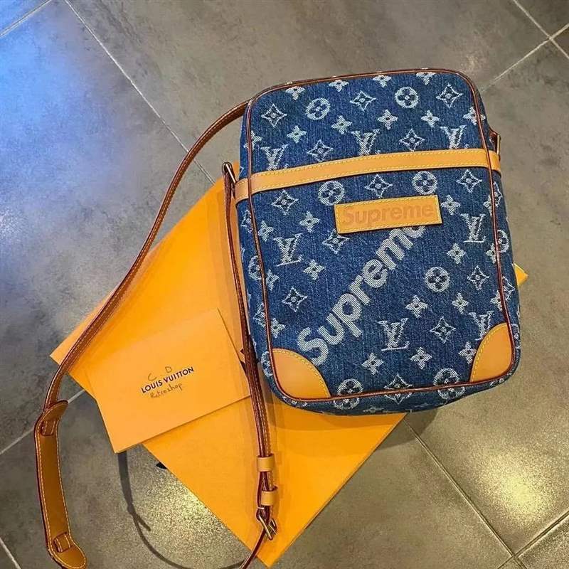 歐米茄遇上斯沃琪，自降身價了？-復刻表