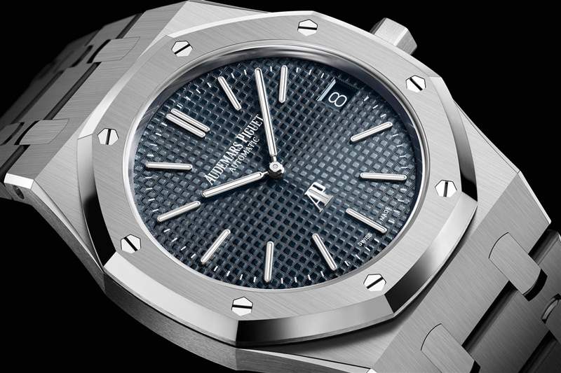 愛彼推出配備全新機芯的皇家橡樹“Jumbo”超薄款(Ref. 16202)-復刻表