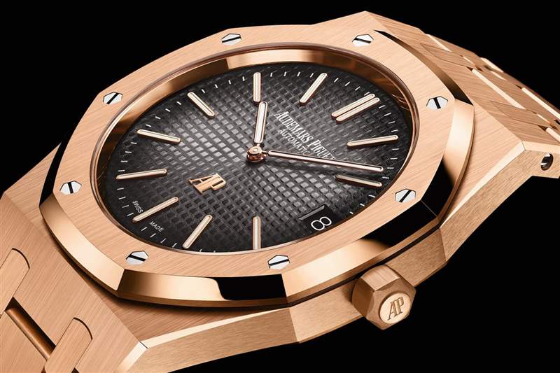 愛彼推出配備全新機芯的皇家橡樹“Jumbo”超薄款(Ref. 16202)-復刻表