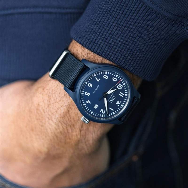 IWC萬國飛行表馬克十八勞倫斯體育公益基金 2021|藍陶瓷表殼首次上陣-復刻表