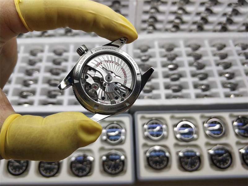 VS廠歐米茄海馬150幽靈黨007復(fù)刻表值得入手嗎？天花板級別-復(fù)刻表