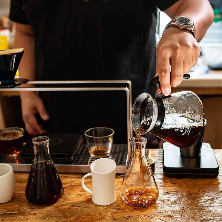 用時間換得醇厚滋味，ORIS x Congrats Cafe-復刻表