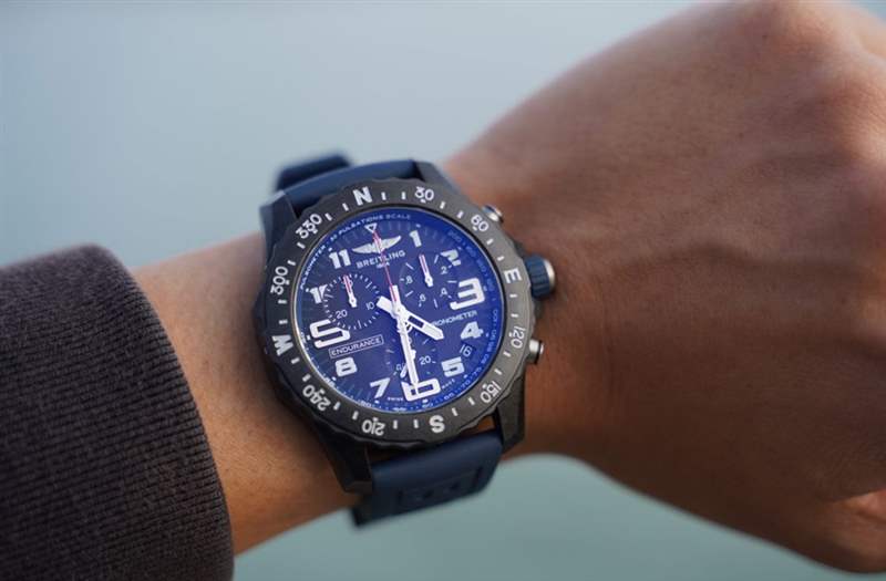 百年靈Breitling Endurance Pro開箱！針對戶外而生的搶眼之作！-復(fù)刻表