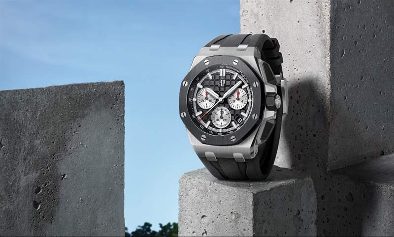 新一代愛彼皇家橡樹離岸型現身!43mm全新登場-復刻表