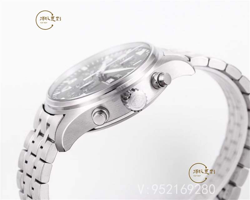 V6廠萬國噴火戰(zhàn)機377719復(fù)刻表與zf廠那個值得入手呢-復(fù)刻表