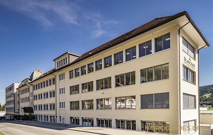 致潛水表迷，它是你終其一生最該收的殿堂之作｜寶珀五十噚-復刻表