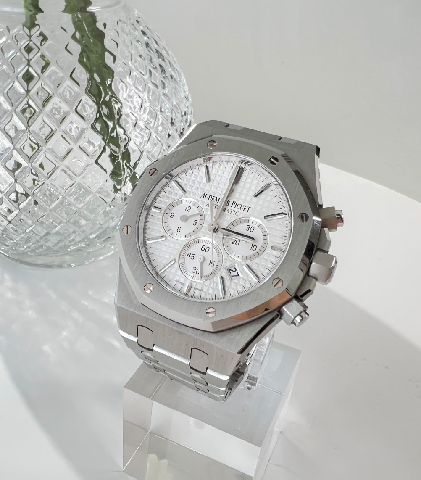 胡宇威的3個(gè)收藏故事大公開！從皮鞋到腕表，男孩到男人的收藏之路-復(fù)刻表