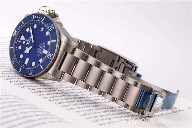 XF廠帝舵領潛型藍色戰斧鈦土豆復刻表做工怎么樣-M25600TB-復刻表