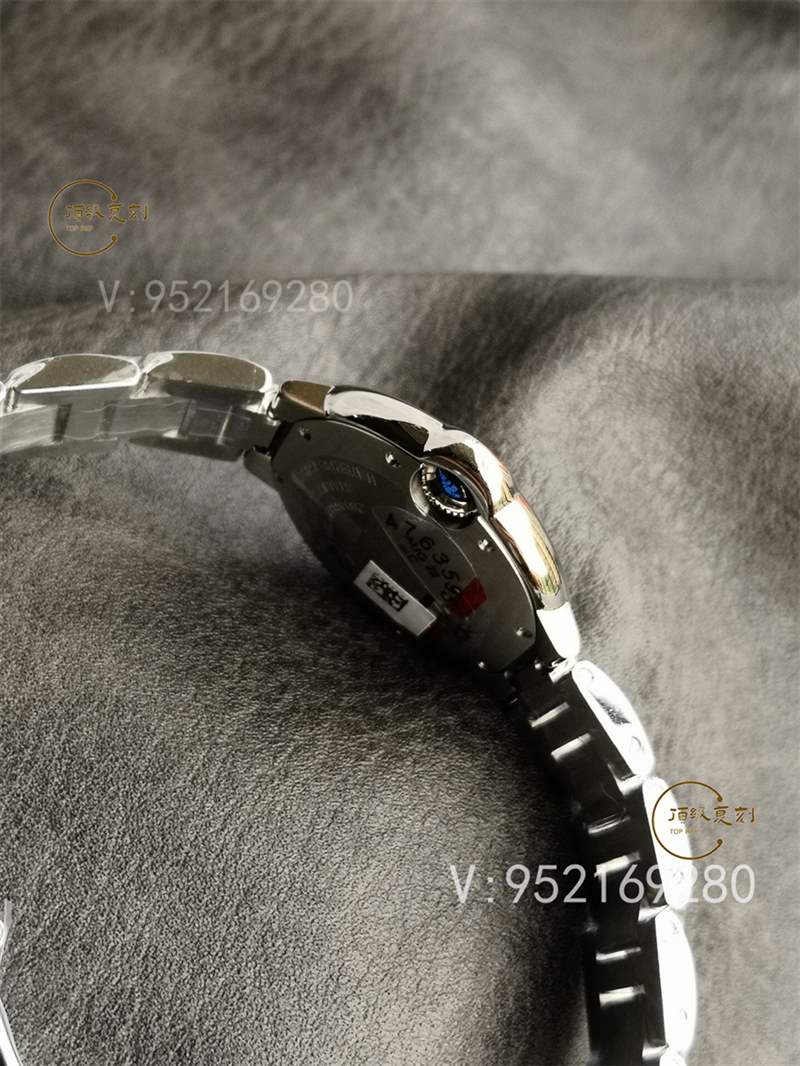 V6廠藍氣球-V6廠卡地亞33mm石英藍氣球W6920084復刻表做工怎么樣-復刻表