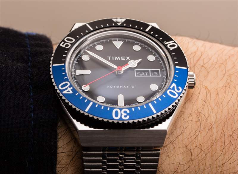 Timex M79 自動手表動手：復古外觀，預算價格-復刻表