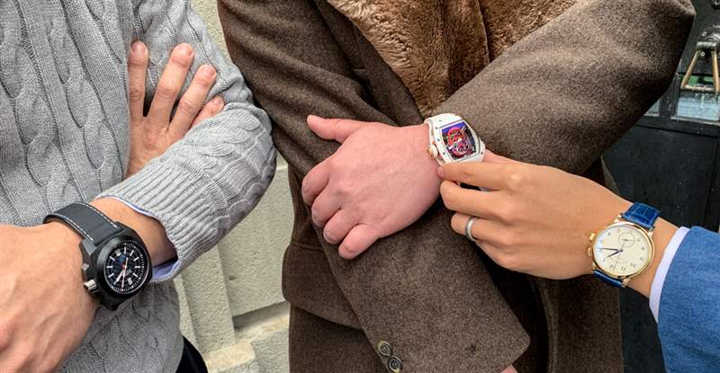 觀察消費者行為從慶祝到尋求地位的購買習慣的轉變-復刻表