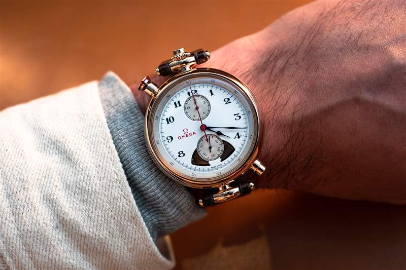 歐米茄計時碼表，一對極其復雜的響亮計時碼表-復刻表