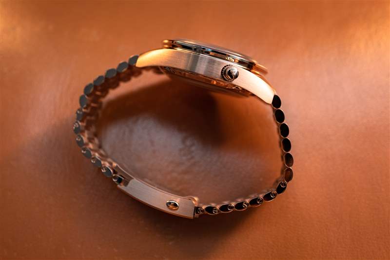 歐米茄計時碼表，一對極其復雜的響亮計時碼表-復刻表