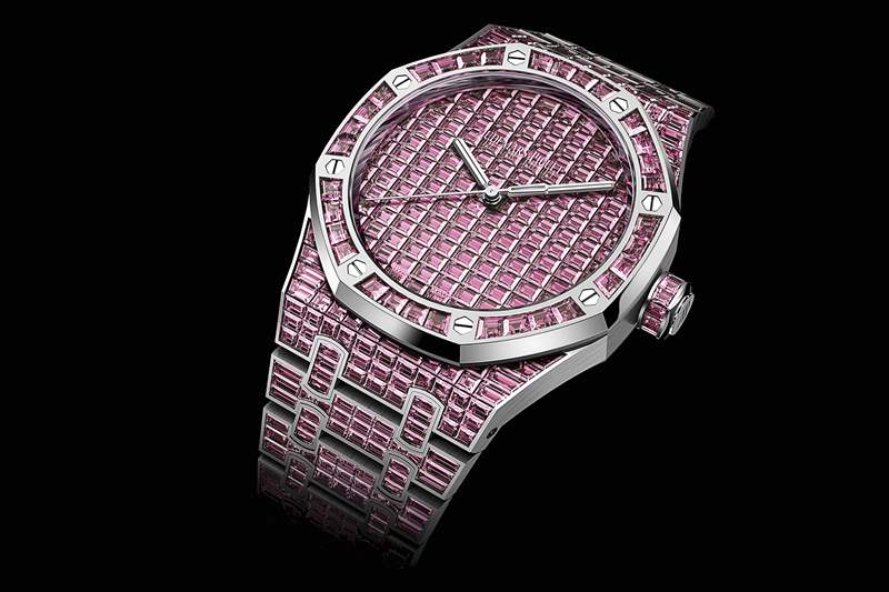 Audemars Piguet推出全新皇家橡樹系列,重塑彩虹-復(fù)刻表
