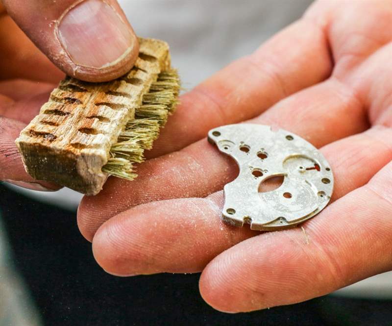 推動內(nèi)部機(jī)芯如何破壞現(xiàn)代奢侈手表行業(yè)-復(fù)刻表