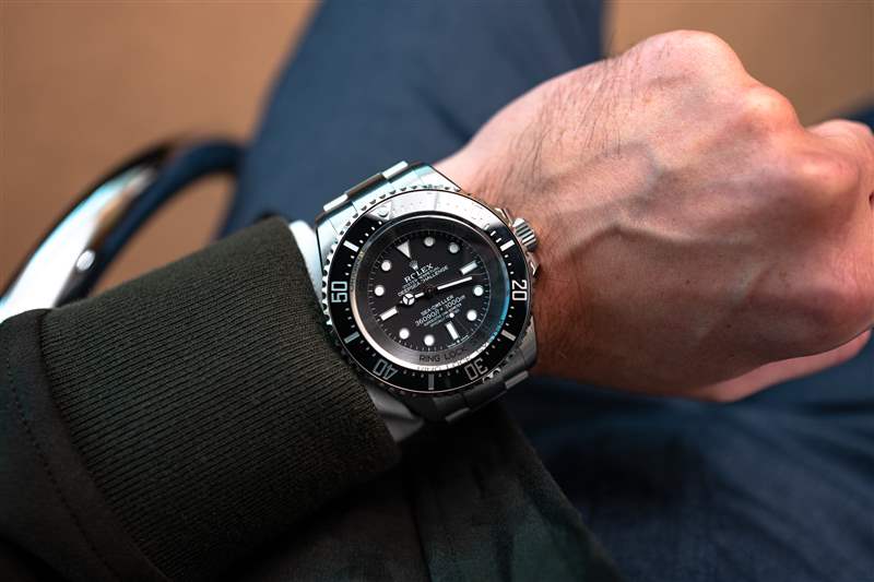 勞力士推出首款鈦金屬手表打破了防水記錄（我們有獨家現場照片）-復刻表