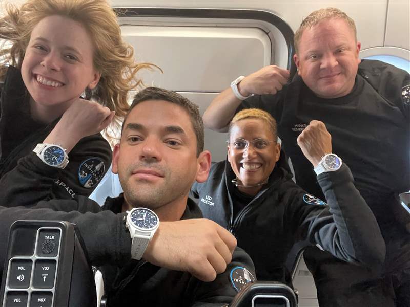 拍賣忘掉杰夫·貝索斯吧，這位億萬富翁的太空使命——以及隨之而來的手表-復(fù)刻表