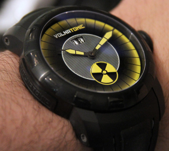 Volna Volnatomic放射性藝術(shù)表盤的手表-復(fù)刻表