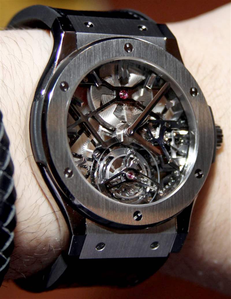 宇舶(Hublot)經(jīng)典融合鏤空陀飛輪45毫米手表動(dòng)手實(shí)踐-復(fù)刻表
