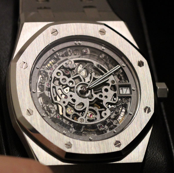 愛(ài)彼鏤空超薄皇家橡樹(shù)腕表動(dòng)手實(shí)踐-復(fù)刻表