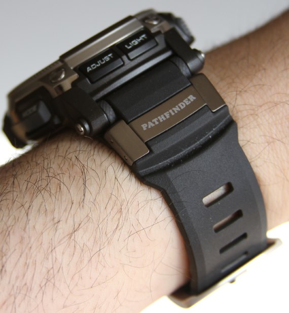 卡西歐探路者四分之一黃PAW-5000手表-復刻表