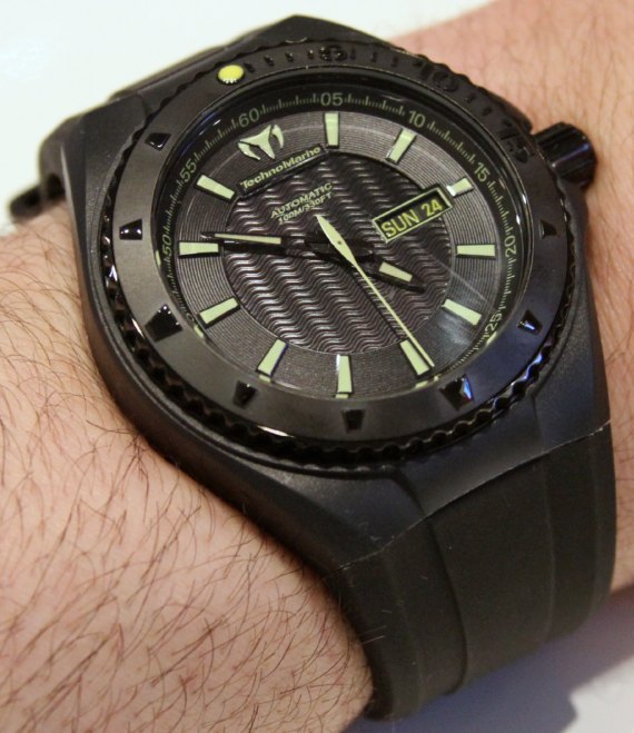 TechnoMarine Cruise Automatic 泰諾船舶重返市場四分之一橙圈腕表-復刻表