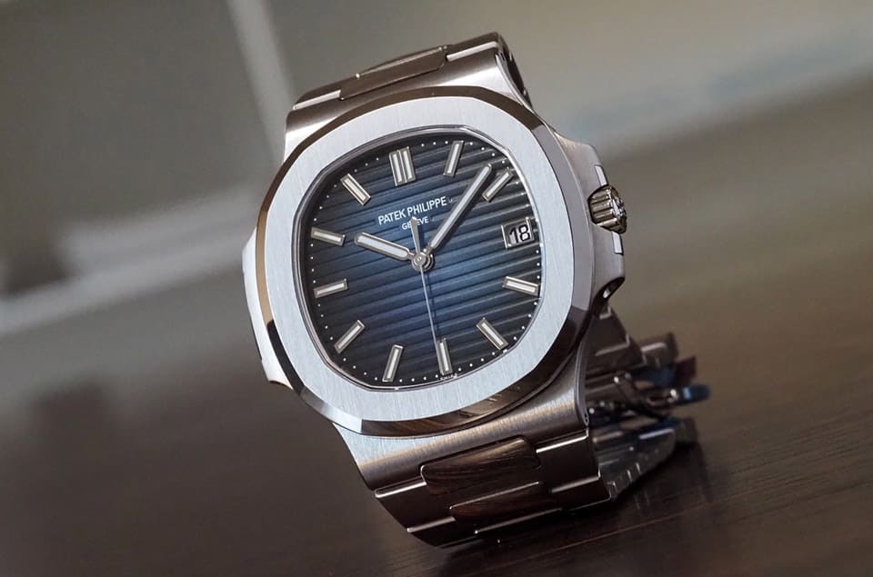 百達(dá)翡麗金鷹5811問(wèn)世快一年最新市場(chǎng)價(jià)格呈現(xiàn)驚人變化-復(fù)刻表