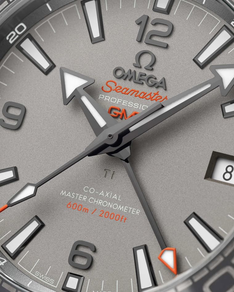 歐米茄Planet Ocean潛水表出灰色陶瓷版本新成分比鋯陶瓷輕兩倍-復(fù)刻表