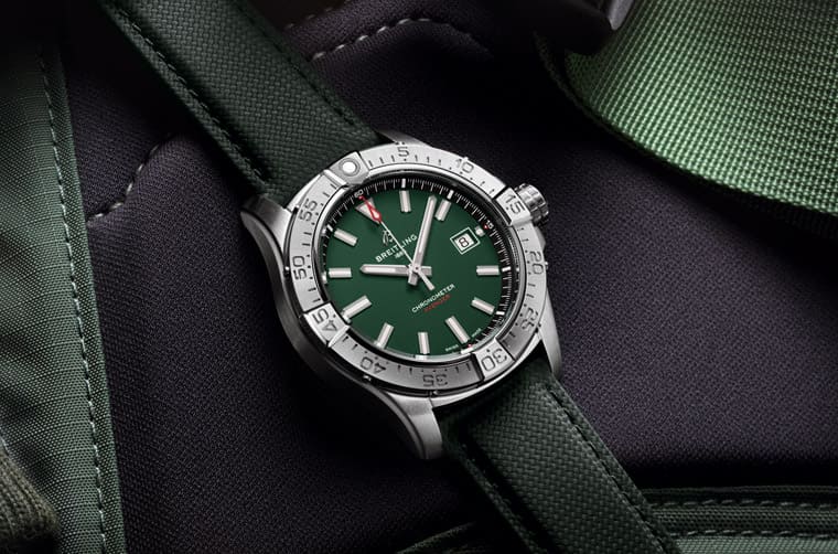 百年靈Avenger復(fù)仇者系列新品登場(chǎng)計(jì)時(shí)、世界時(shí)區(qū)到三針一應(yīng)俱全-復(fù)刻表