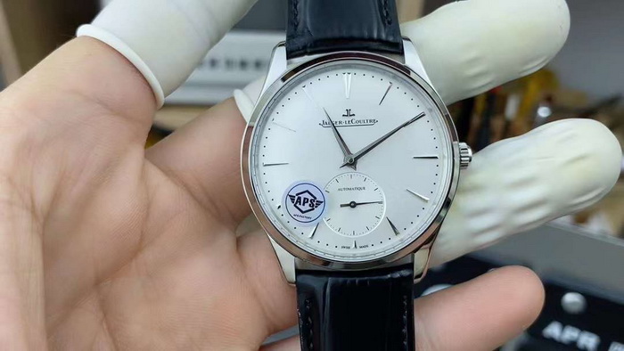 APS廠積家大師兩針半1218420獨立秒針手表介紹-復刻表