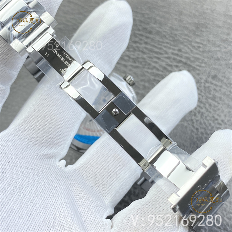 VS廠歐米茄海馬150m系列墨綠世界時復刻表：深度測評與細節(jié)解析-復刻表